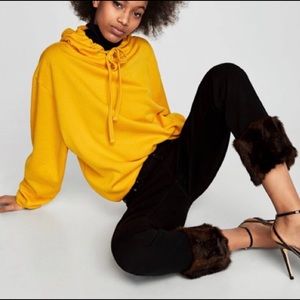 NWT Zara Jeans Black Faux Fur Hem High Rise